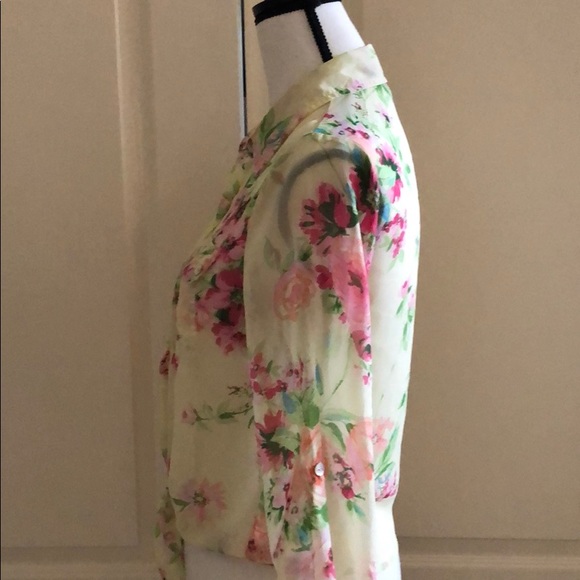 Light Yellow Floral Sheer Blouse - Size Small - Picture 4 of 6